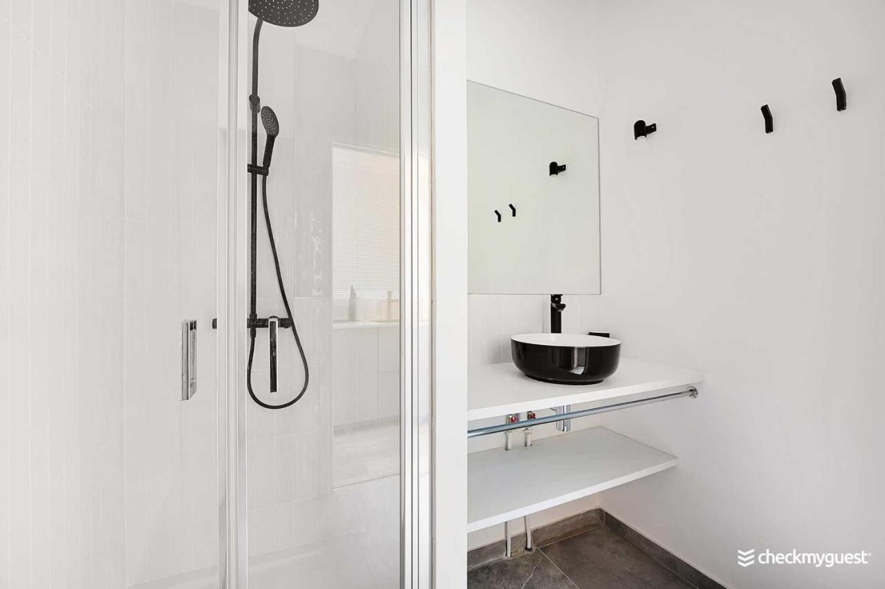 Modern Apartment - 2Br-6P- Oberkampf-Republique Parigi Esterno foto